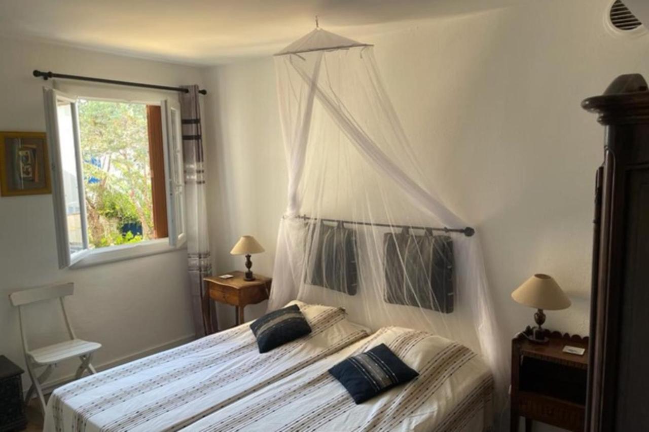 Charming Apartment Overlooking The Lake City Grimaud Ngoại thất bức ảnh